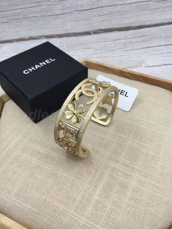 Chanel Bangles 151